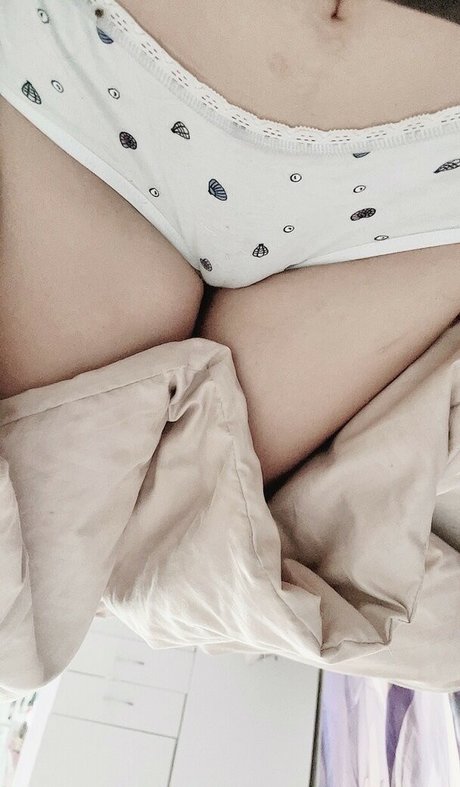 Akari Cos model hd archive