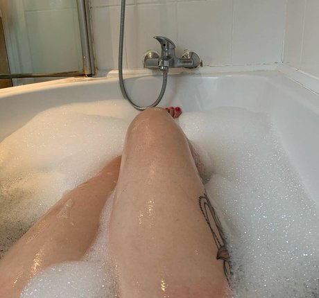 comedian onlyfans nude photos