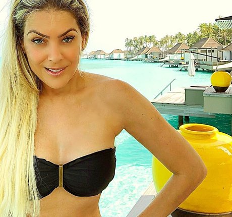 Renata Fan nude actress galleries