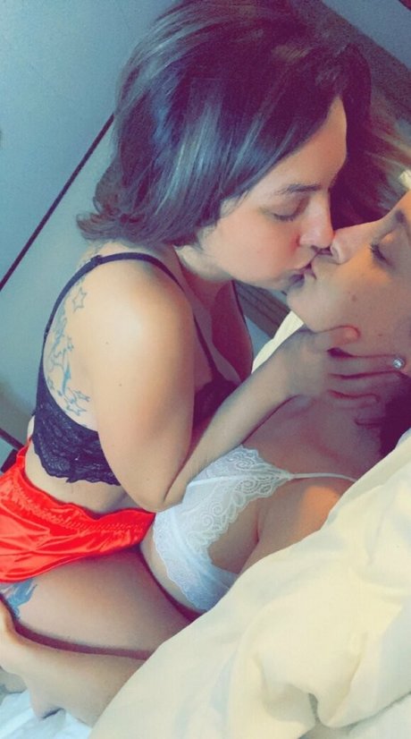 Kendranmcnutt star nude img