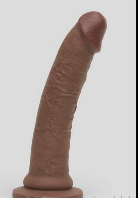 madamedakota model pornographic galleries