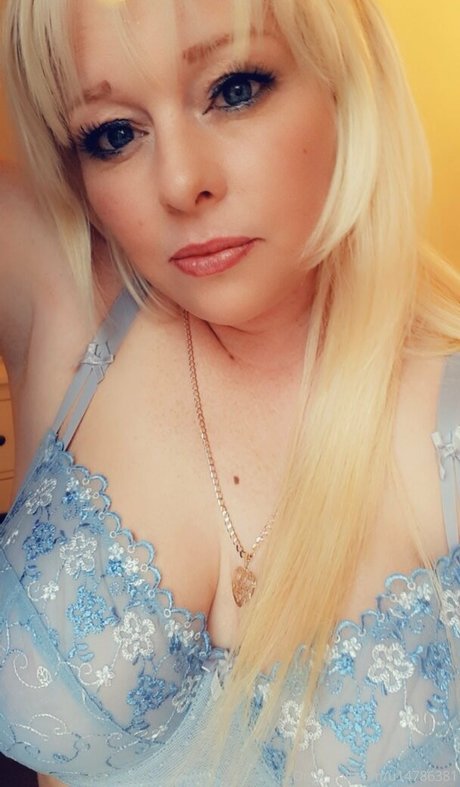 mistressmother sexy star picture