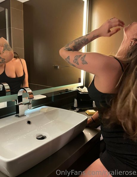 redhead solo onlyfans art porn picture