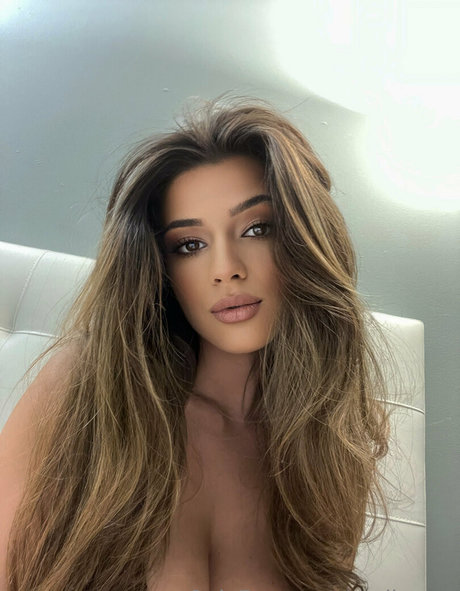 ryalierose hd star photo