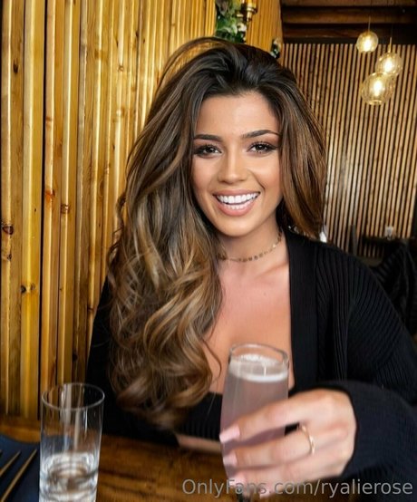 boobs selfie onlyfans adult pics