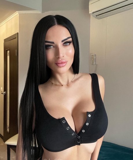 j__gri sex model picture