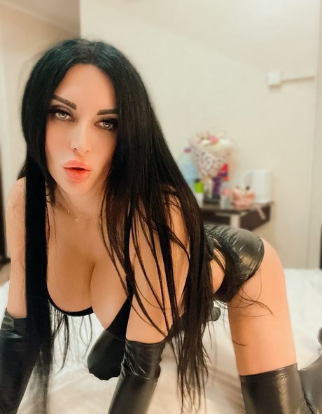 j__gri perfect star image