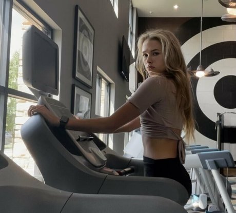 flowwithsky star pornographic images