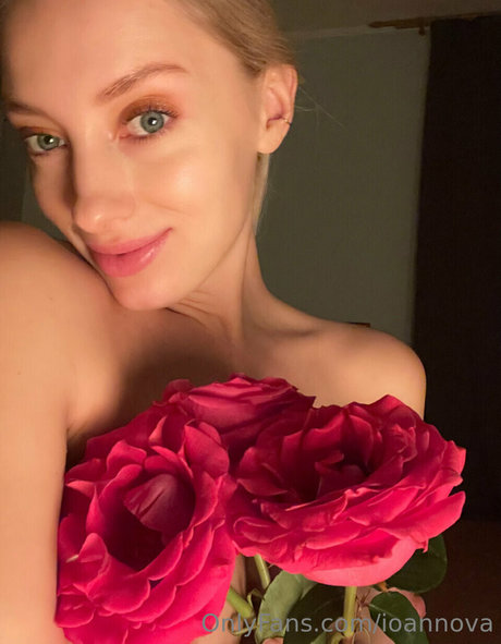 huge anal dildo onlyfans free nude img