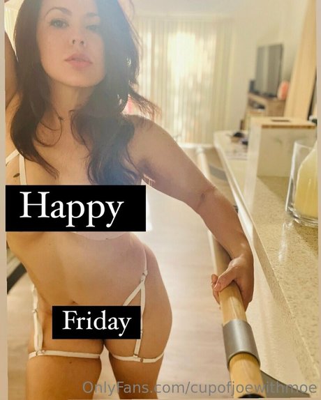 cupofjoewithmoe erotic model img