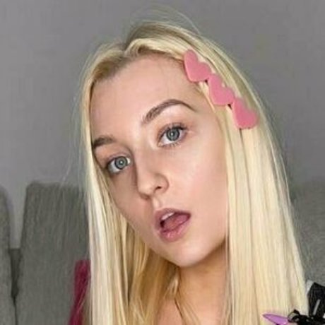 lunartemptations sexy actress gallery