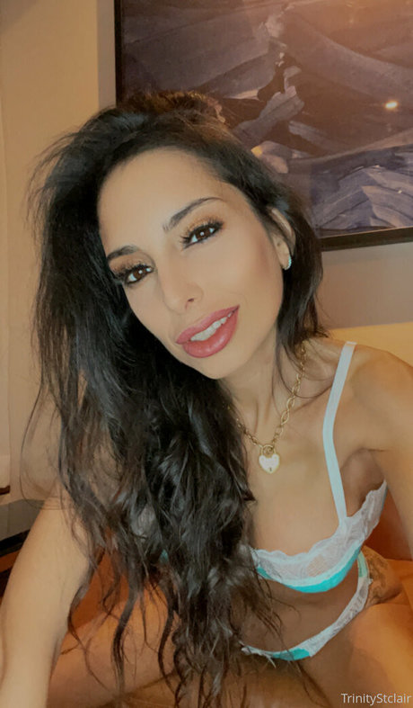 trinitystclair adult model pictures