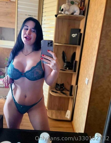 lusty queen model perfect galleries