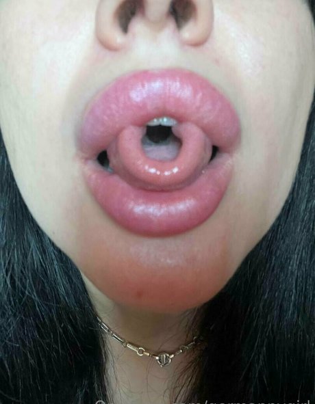 lusty queen model sex pictures