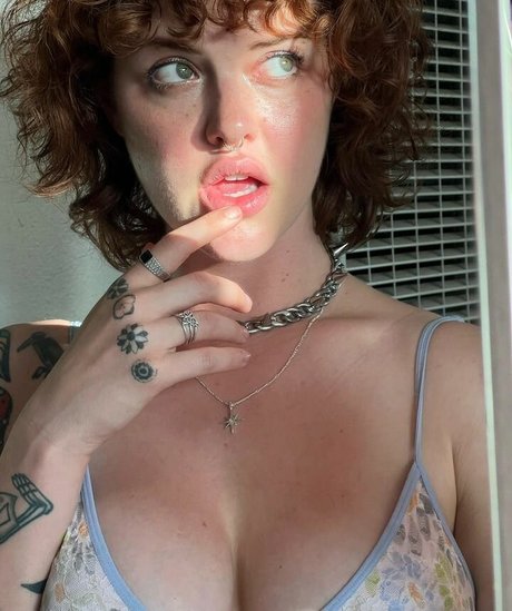 sidneysummers high quality pornstar pictures