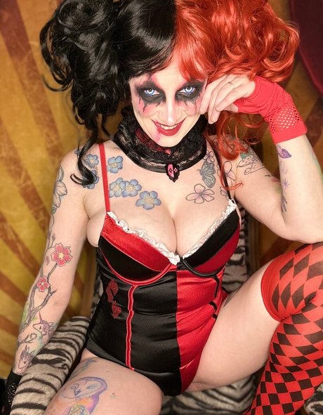 Sage Griffin star free pics