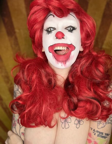 Sage Griffin art model archive