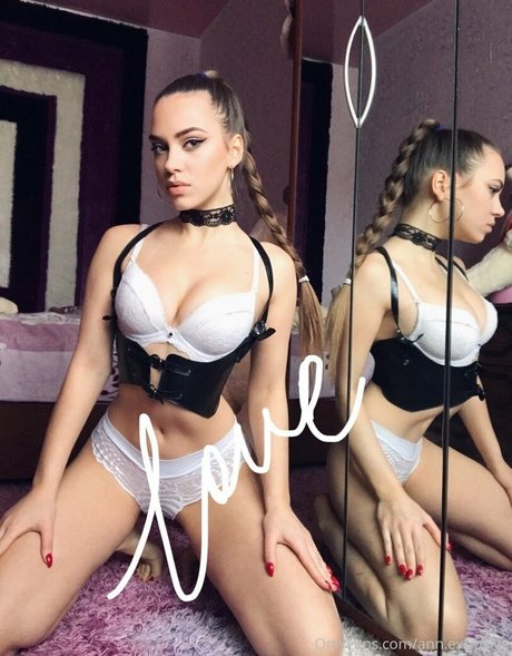 blonde small tits onlyfans beautiful nude image