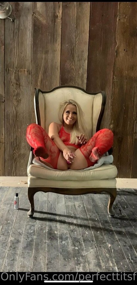 perfecttitsfree22 xxx star archive