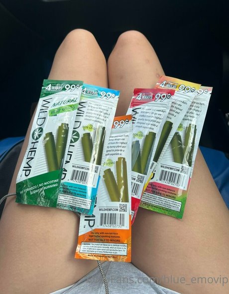 blue emofree exclusive model gallery