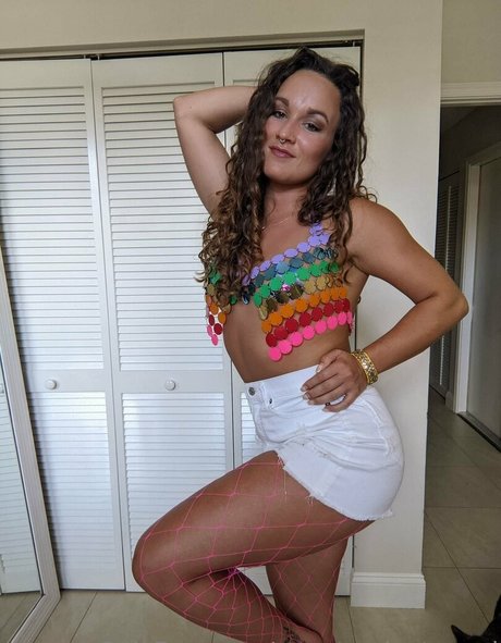 sweetanduntamed naked pornstar photos