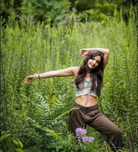 Cassady McClincy star hot picture