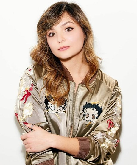 Cassady McClincy star porn pictures