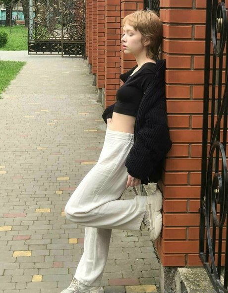 tiny tyan porn actress pic