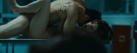 Lauren Lee Smith star pretty images