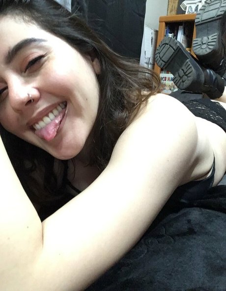 Carrenopol model free images