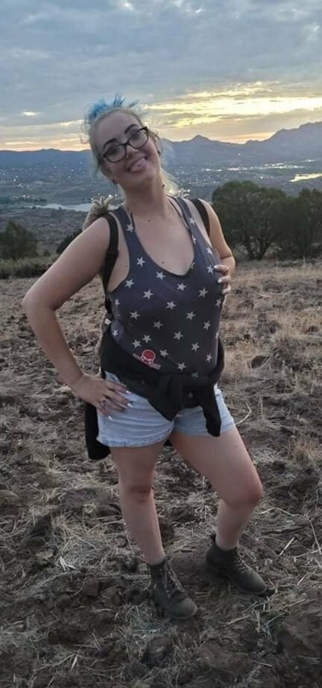 blubodygloss star xxx archive