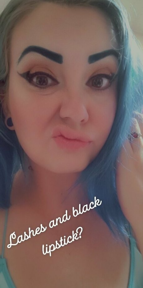 blubodygloss pretty model img