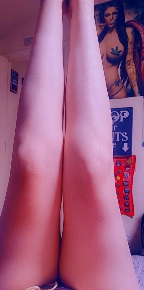 blubodygloss naked model archive