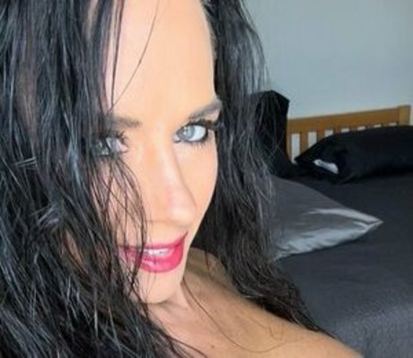 fitt4pleasure art star gallery