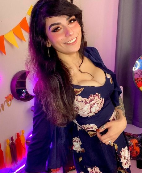 Inkbytes pornographic model pictures