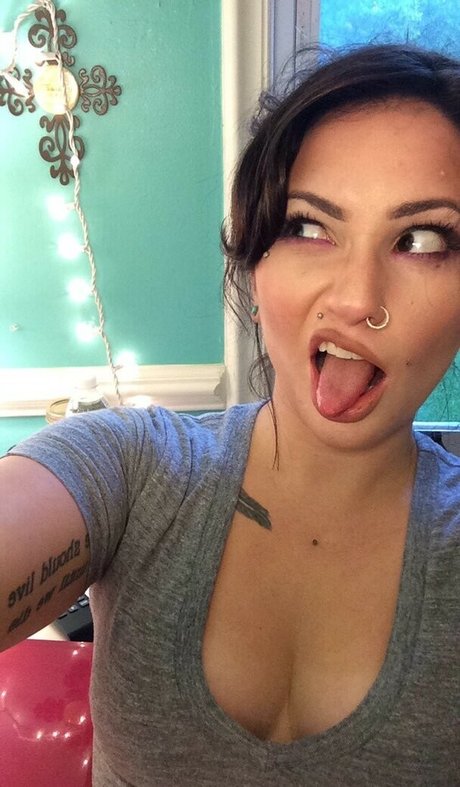 Lala Kitty xxx actress img