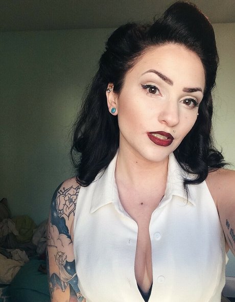 Lala Kitty hot model pics