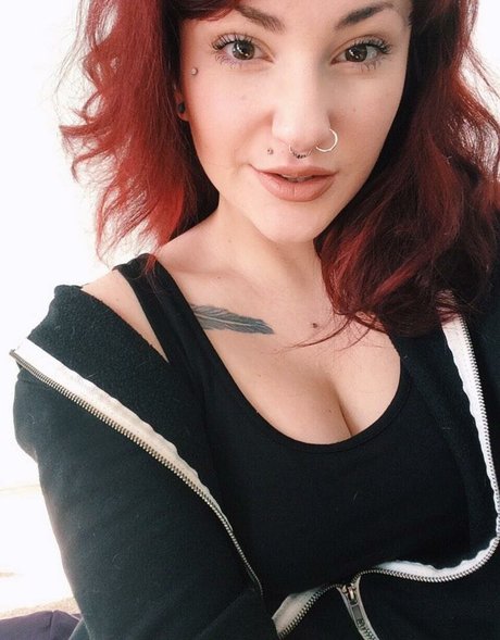 Lala Kitty pornstar beautiful photo