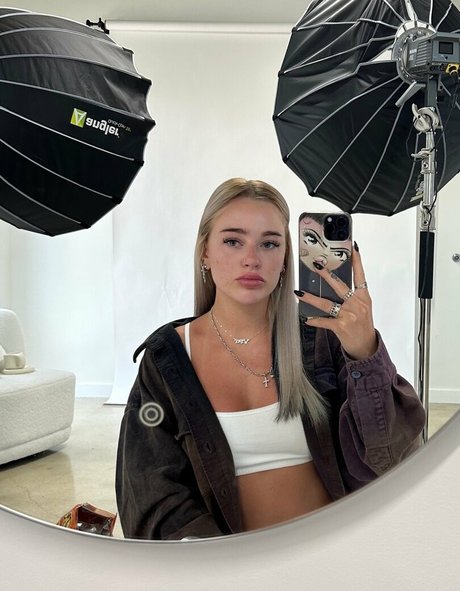 shower onlyfans free sexy image