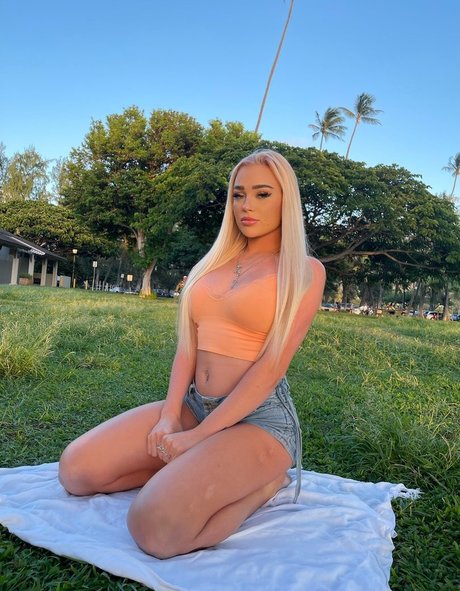 naked girls onlyfans free sex picture