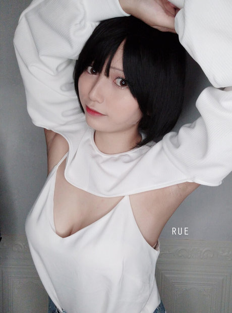 Rue cosplayer nude pornstar photo