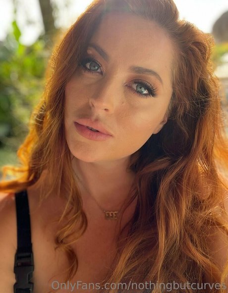 nothingbutcurves pornstar exclusive image
