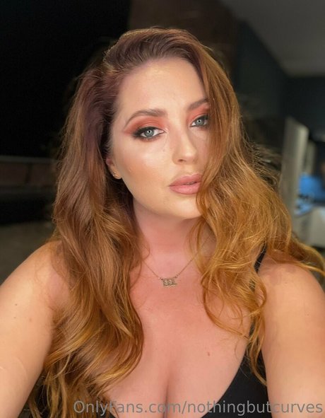 nothingbutcurves star art photos