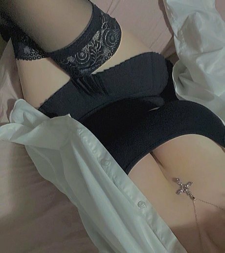 Rinna0x art actress pic