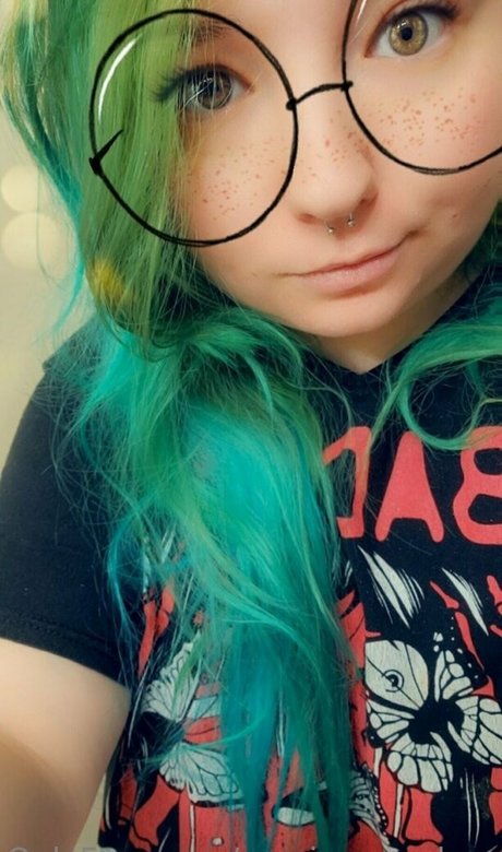 cassiequeenboo sexy pornstar image