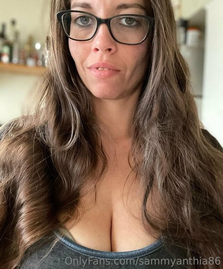 sammyanthia86 sexy star pic