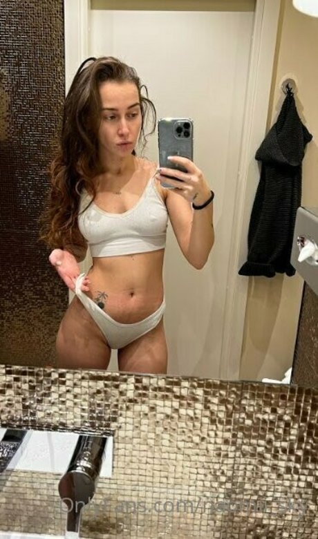 cutienaomi model nudes gallery