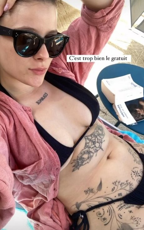 Aude a La Joie free pornstar picture