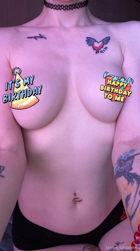 model misskittee92 pretty pornstar gallery