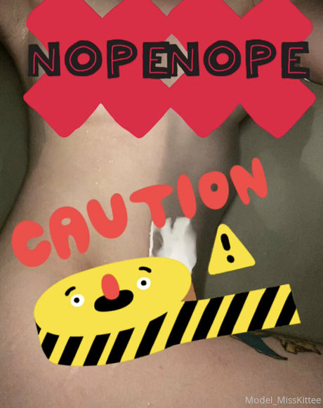 model misskittee92 exclusive model pic